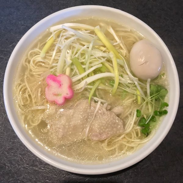 「塩ラーメン￥750円（麺パスで味玉サービス）」@秋田ラーメン はまの写真