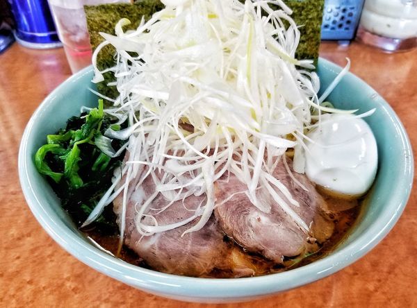 「辛ラーメン」@横浜ラーメン 町田家 新百合ヶ丘店の写真