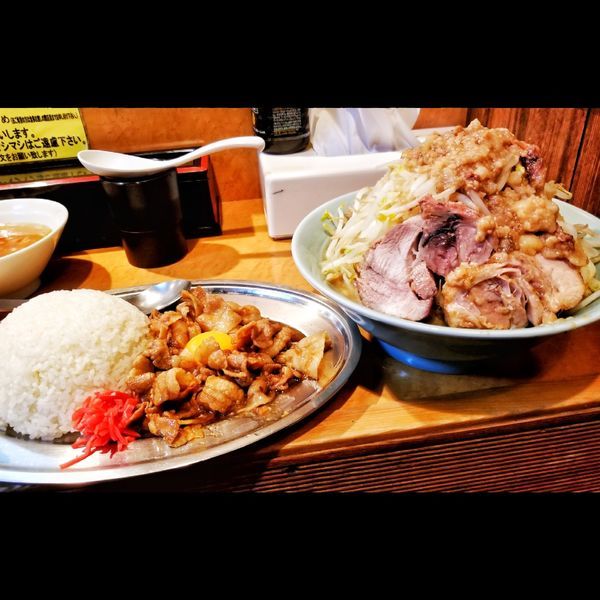 「小ラーメン極太麺変更、DXマシライス」@立川マシマシ ロイヤルスープの写真