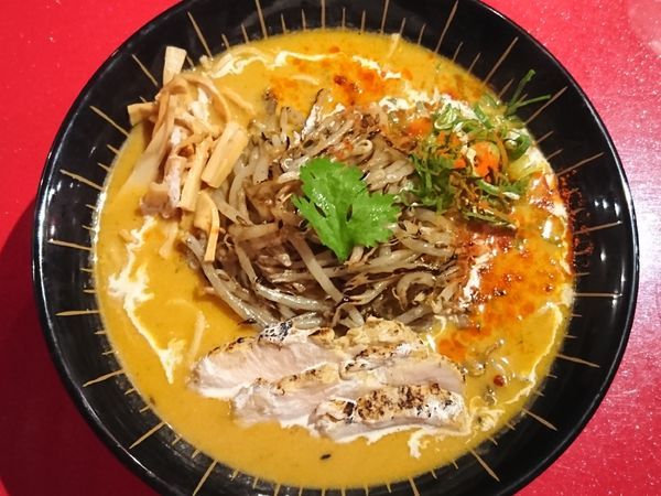 「北インドのスパイスらぁめん ￥780」@スパイスらぁめん釈迦 池袋店の写真