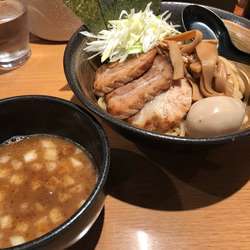 特製つけ麺 950円