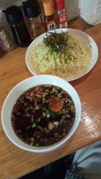 「醤油つけ麺８５０円」@Noodle BAR esの写真