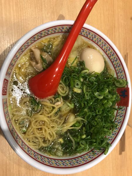 「煮卵ねぎラーメン」@どうとんぼり神座 新宿店の写真