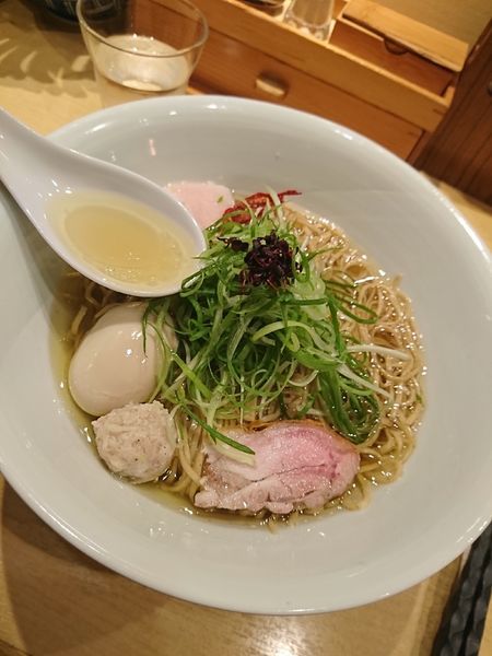 「味玉塩そば(細麺)＋焼売」@饗 くろ㐂の写真