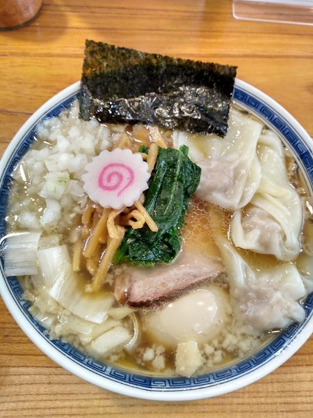 「ワンタン中華そば 900円 味玉(ラーパス)」@アメノオトの写真