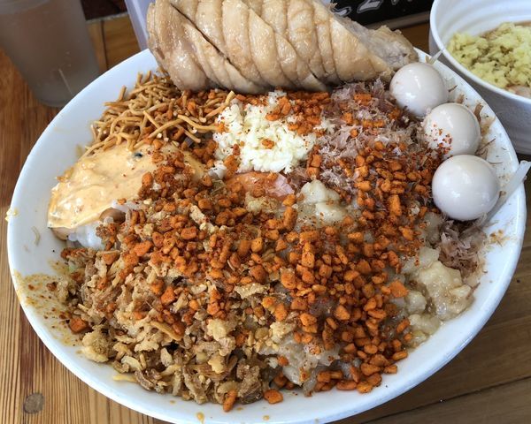 「まぜそば ＋ホットマン」@ハイマウントの写真