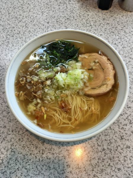 「塩ラーメン(750円)」@支那そばや 鶴ヶ峰店の写真