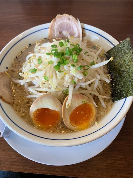 「こってりラーメン」@ラーメン亭 吉相 モレラ岐阜店の写真