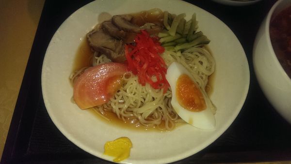 「煮干冷やしそば（トリプルハーフの一品）」@咸亨酒店の写真