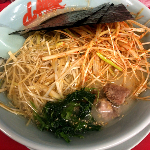 「塩ピリ辛ネギラーメン　740円　味付ネギ和え」@ラーメン山岡家 太田店の写真
