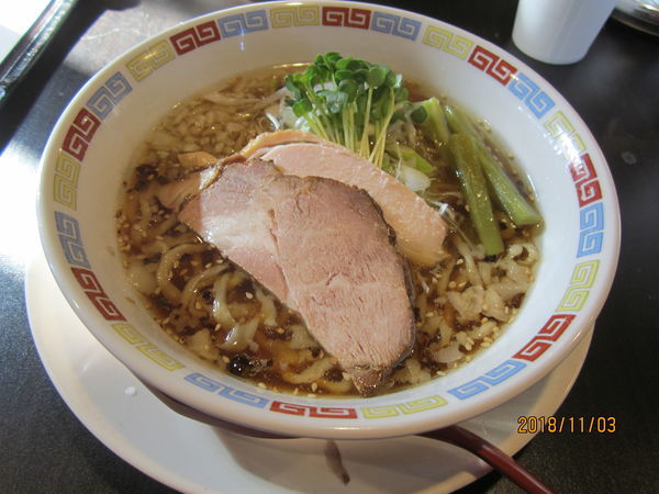 「中華そば７００円」@手打ちラーメン まるめしあんの写真