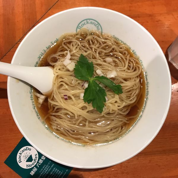 「醤油 かけ」@麺屋 六感堂 Rock'anDoの写真