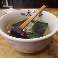 塩麺シオラーメン