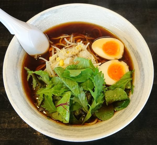 「醤油ラーメン＋味玉」@KENJUキッチンの写真