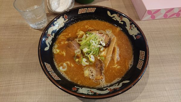 「味噌味950」@さっぽろラーメン 桑名 東京常盤台店の写真