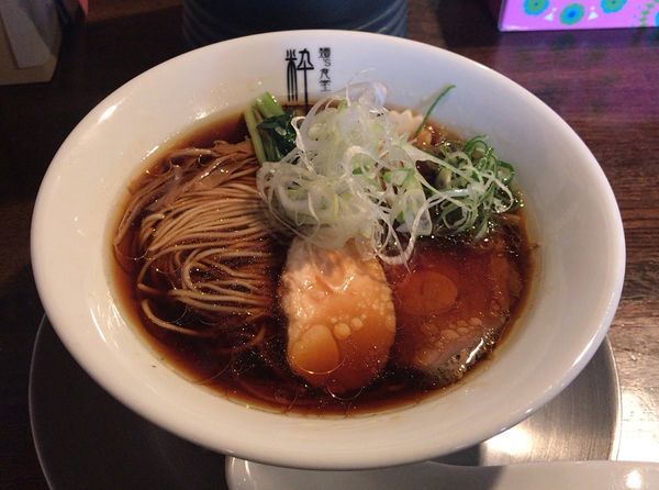 「丸鶏醤油らぁ麺(880円)」@麺’S食堂 粋蓮の写真