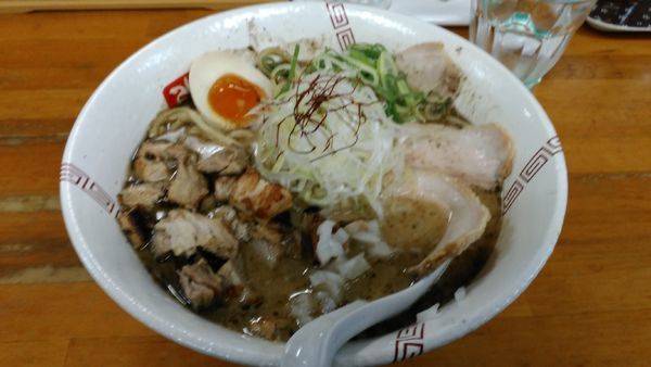 「醤油ちゃーしゅー麺」@らーめん 弥七の写真