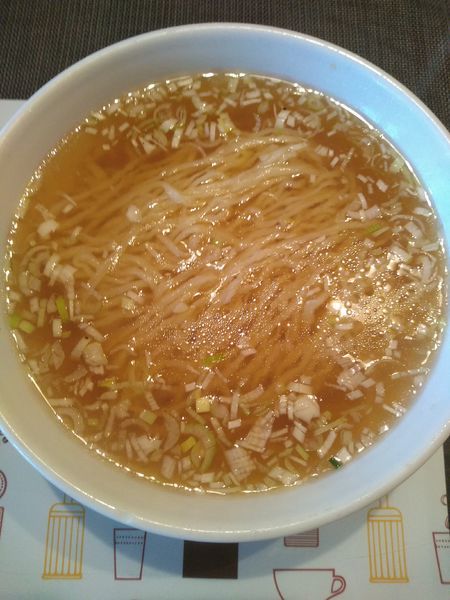 「光麺 (手打ち) 551円」@中国料理 上海の写真