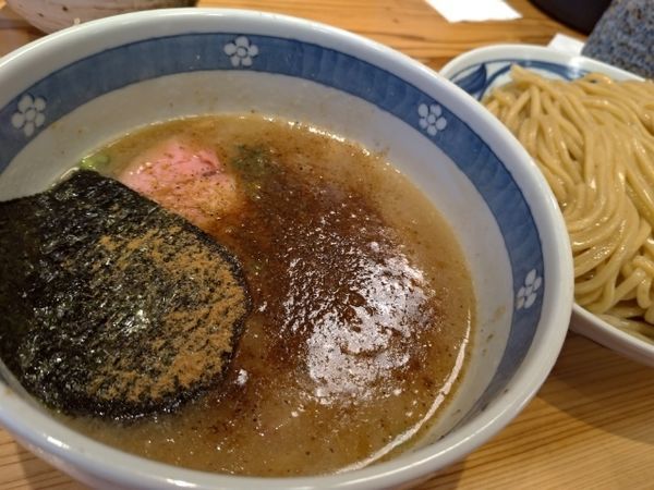 「特製もり中盛（850円）＋ミニネギ肉飯（300円）」@麺通 伊武記の写真