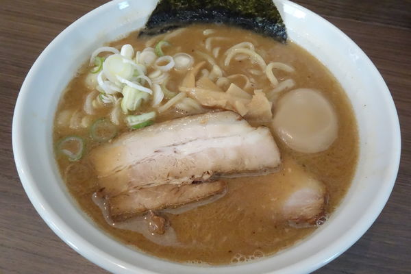 「味玉ラーメン」@中華そば まがりすけの写真