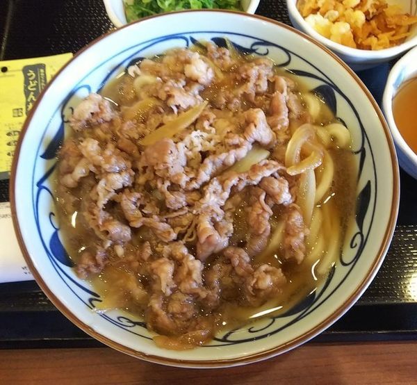 「肉うどん（大）690円」@丸亀製麺 米沢店の写真