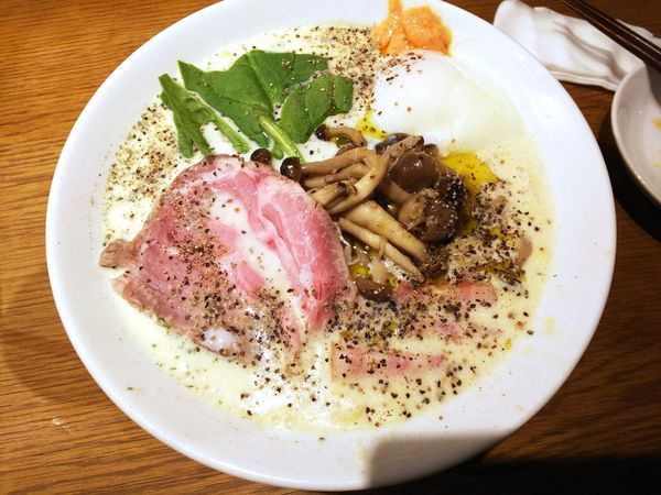 「【限定】豆乳カルボナーラ麺　980円」@中華そば 二階堂の写真