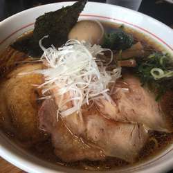 角醤油ラーメン