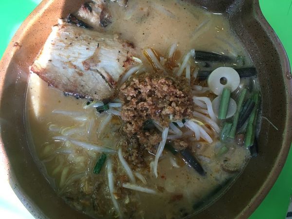 「信州味噌らーめん 702円（炙りチャーシュー+129円）」@蔵出し味噌らーめん 麺次郎 大みか店の写真