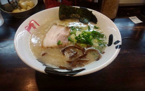 「博多ラーメン」@博多長浜ラーメン てのごい屋 稲田堤店の写真
