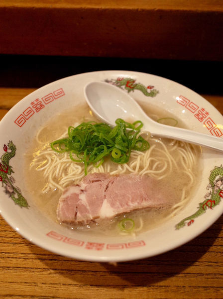 「とんこつらーめんストロング…650円‬」@長いちの写真