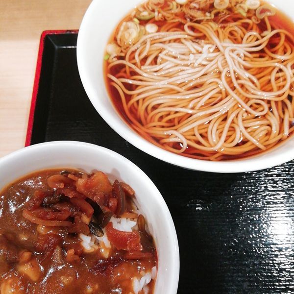 「ミニカレー丼セット（温）」@いろり庵きらく 浦和店の写真