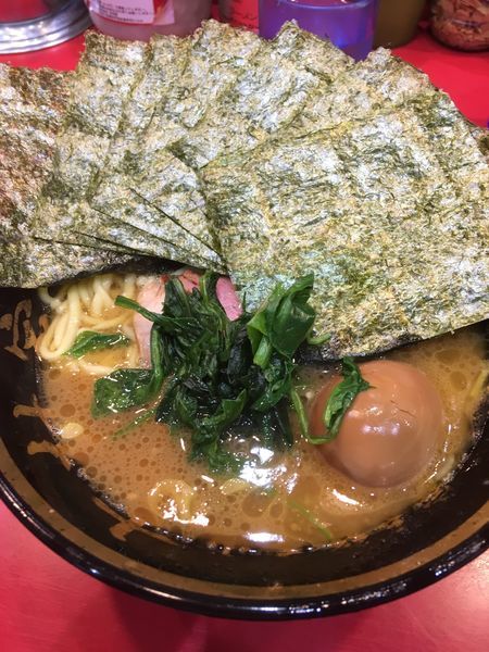 「ラーメン」@家系総本山 ラーメン吉村家の写真