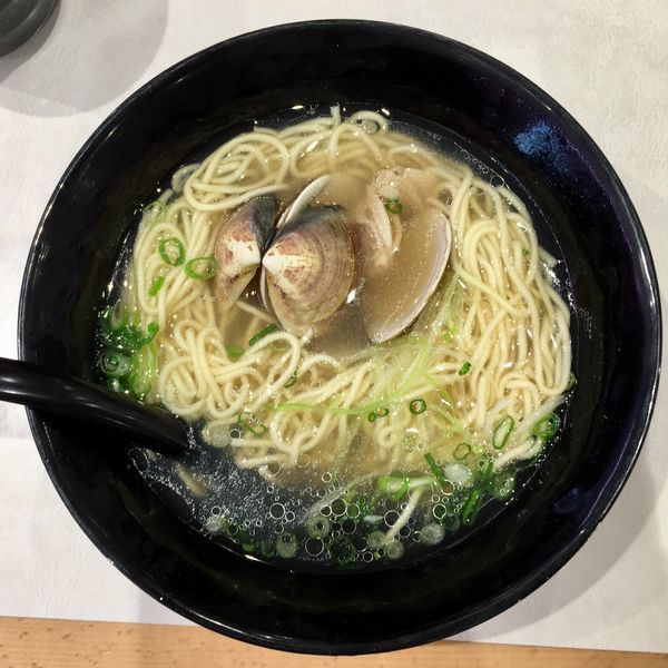 「【期間限定】春の旨だしはまぐりラーメン ¥360」@はま寿司 横浜菊名店の写真