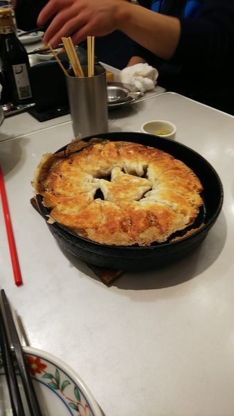 「鉄鍋餃子」@屋台屋 博多劇場 大森店の写真