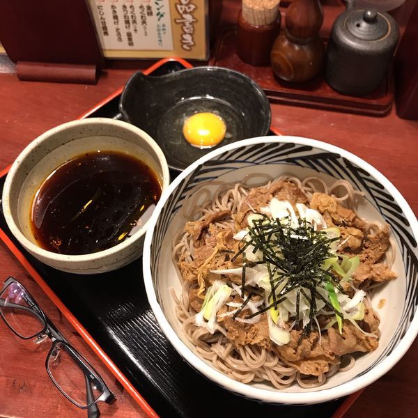 「旨辛 牛肉そば」@おらが蕎麦 ウィングキッチン京急鶴見店の写真