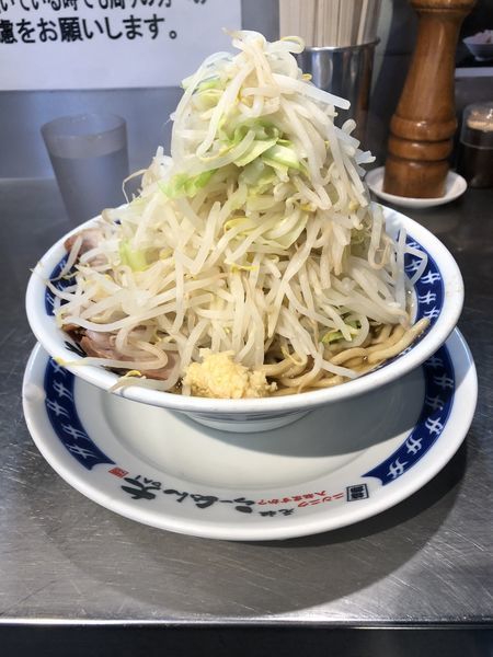 「塩らーめん(ニンニク少し・野菜マシ)700円」@ラーメン大 下高井戸店の写真