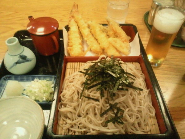 「天ざる 1100円、そば大盛 100円、瓶ビール 600円」@マルイチ 神田軒の写真