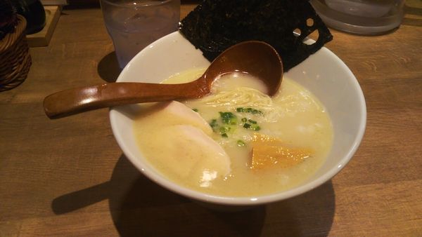 「鶏白湯らーめん」@なご家の写真