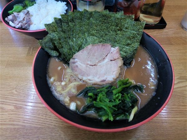 「ラーメン＋海苔」@麺家 紫極の写真