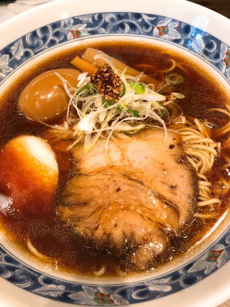 「支那そば ¥850＋味玉 ¥100」@支那そば しんばの写真