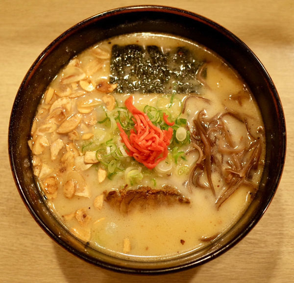「にんにくラーメン…700円」@薩摩ラーメン ごあすの写真