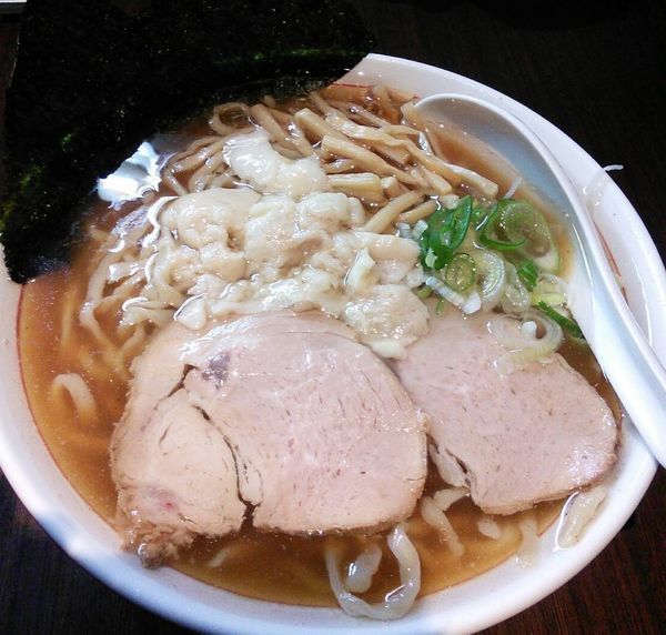 「ラーメン小＋身入り　６５０円」@手打ち中華そば 酒田の写真