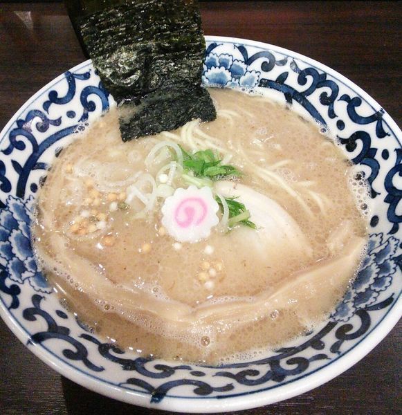 「らー麺　７８０円」@東京駅 斑鳩の写真