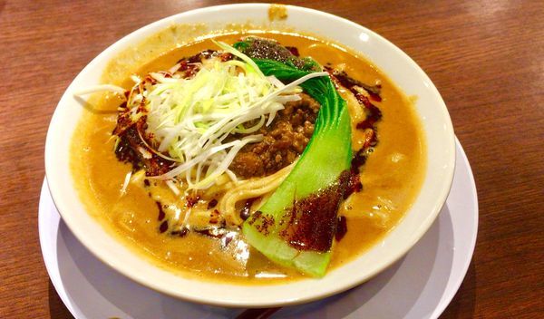 「濃厚担々麺」@ばってんラーメン 町田店の写真