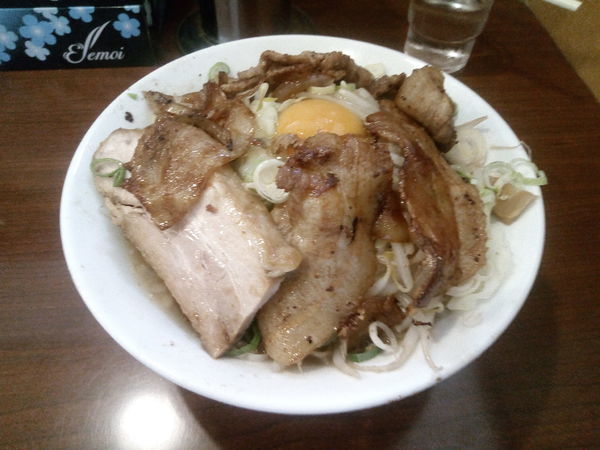 「メガスタミナラーメン（10/8限定）」@メガガンジャの写真