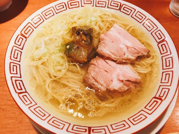 「さつま地鶏塩ラーメン&中華おこわセット1000円」@食堂酒場 Graciaの写真