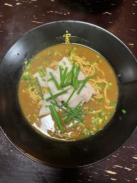 「赤いかれー麺辛口並盛 ¥900」@麺酒房 かれー麺 実之和 神栖店の写真
