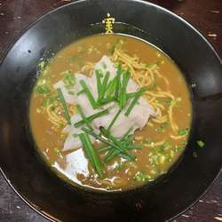 赤いかれー麺辛口並盛 ¥900