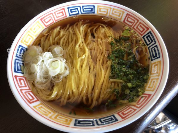「すラーメン（550円）」@拉麺 時代遅れの写真