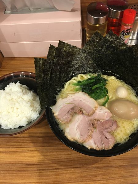 「塩ラーメンMAX盛り」@荻窪商店の写真